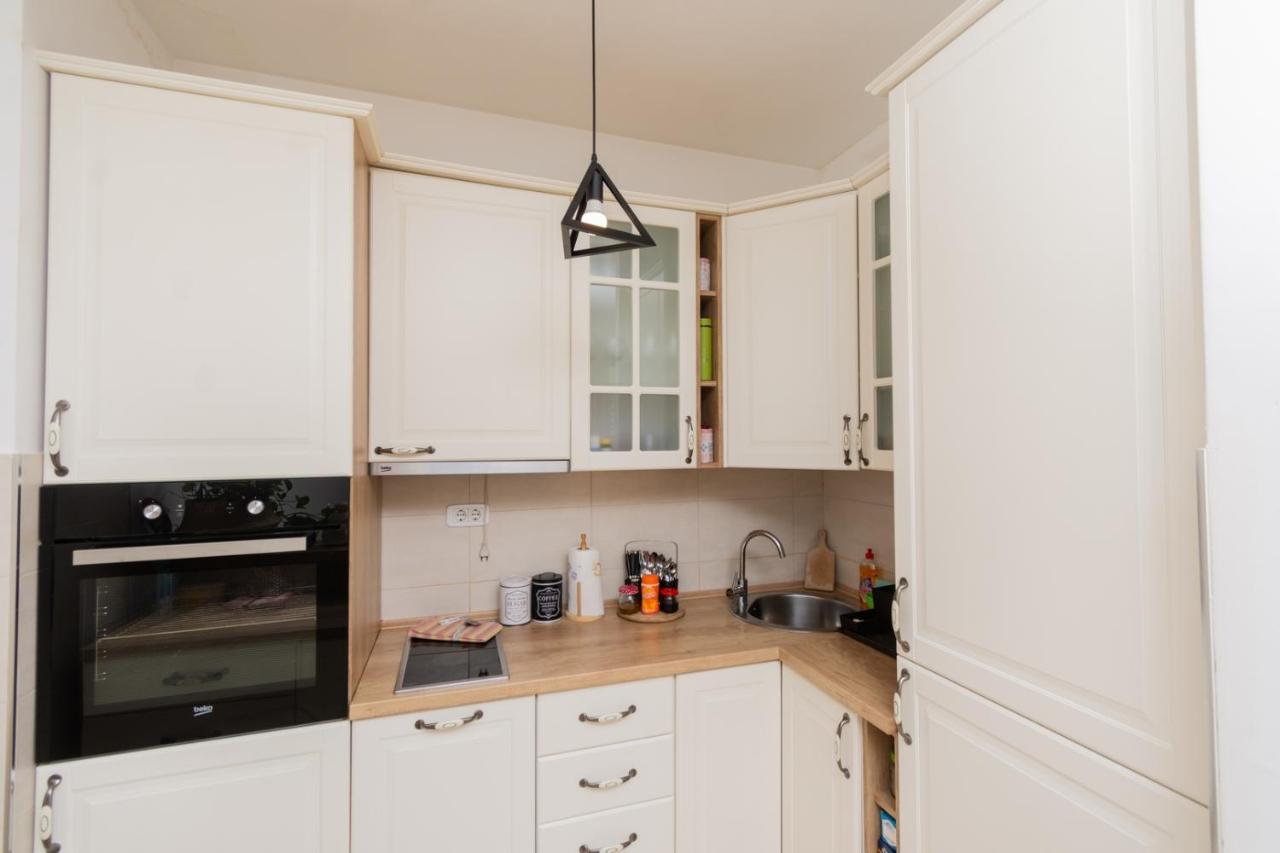 Lux City Apartment With Parking Podgorica Luaran gambar